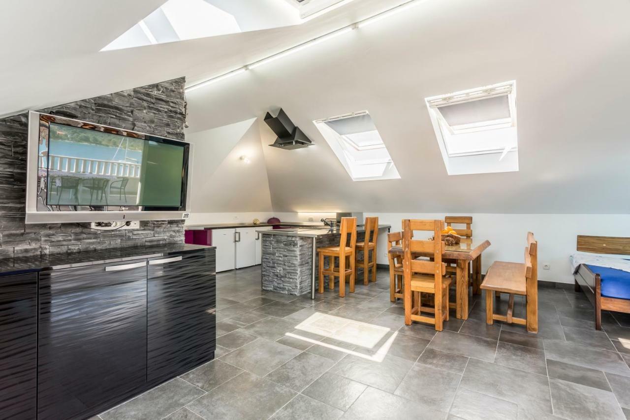Villa Luce Vinišće Εξωτερικό φωτογραφία
